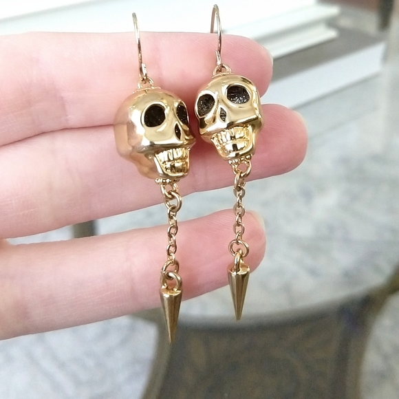 Jewelmint skull and spike drop earrings - Picture 3 of 3
